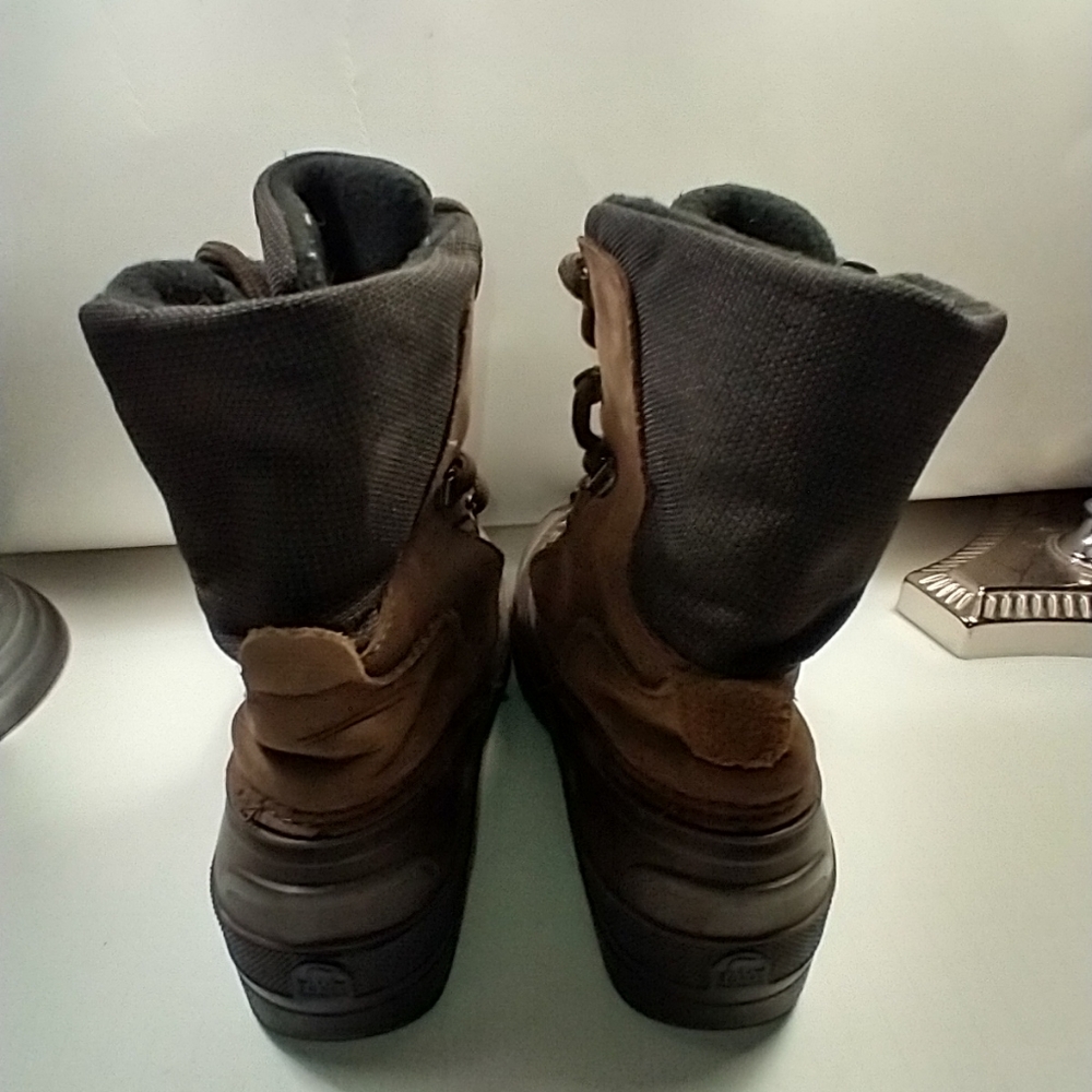 Sorel Kaufman Waterproof Snow Boots Women's sz 7. - Picture 4 of 9